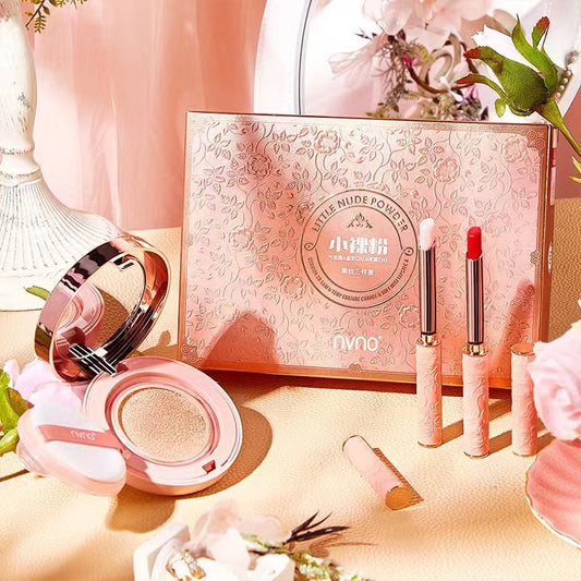 Makeup scoop --- Scoop in Live