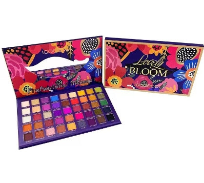 Makeup scoop --- Scoop in Live