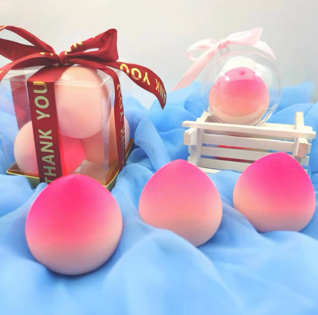 Lucky Scoop  Beauty Bundle 25-35Pcs Big Eyeshadow,Highligher, Lipstick,Mascara,Eyeliner,makeup set