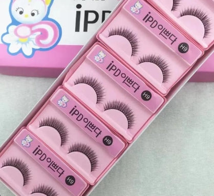 Lucky Scoop  Beauty Bundle 25-35Pcs Big Eyeshadow,Highligher, Lipstick,Mascara,Eyeliner,makeup set