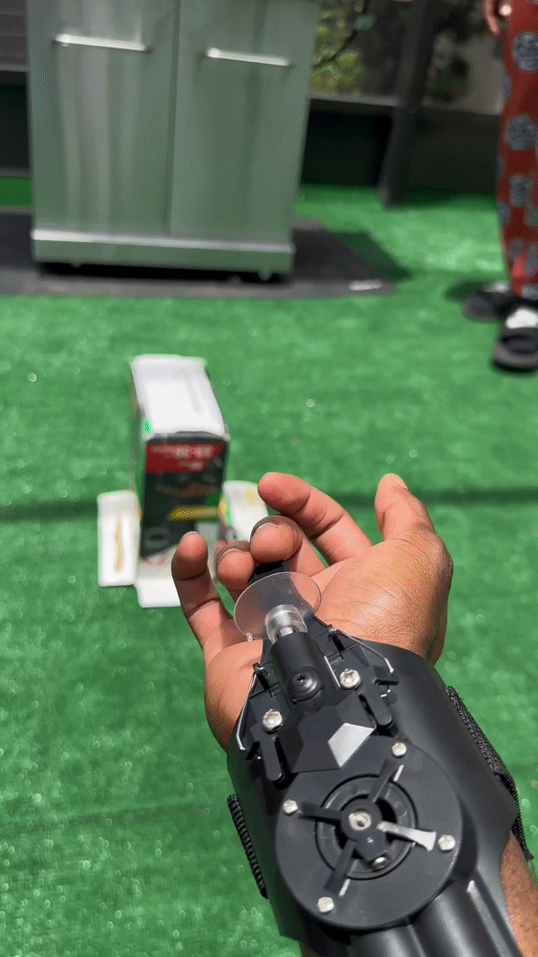 Spiderman launcher spider silk launch kit is super cool